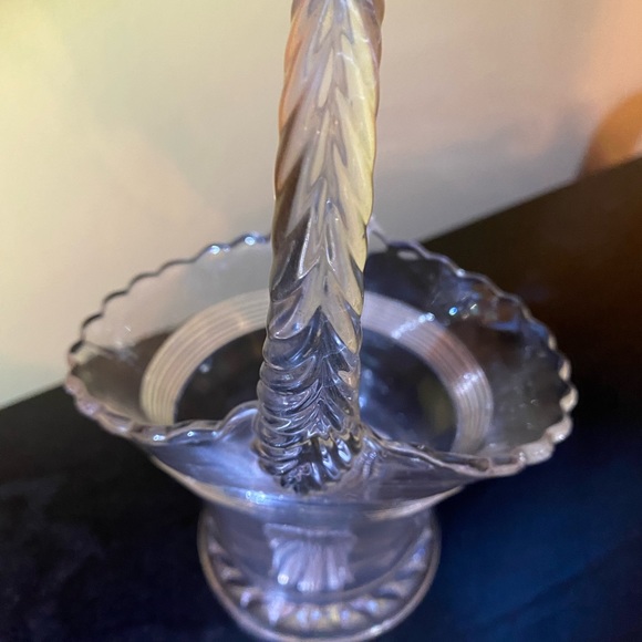 Duncan and Miller Crystal Basket - Picture 5 of 6